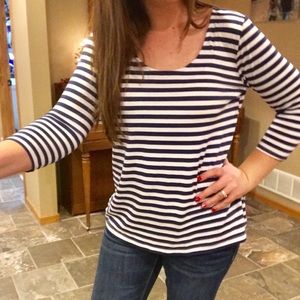 Flowy navy-striped blouse.